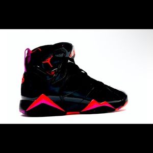 Womens Air Jordan 7 Retro new in box